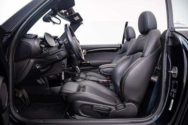 Mini COOPER Mini Cabrio 1.5 MINI Yours Binnenlichtpakket - Cruise Control - Stuurwielverwarming - Driving Assistant - Radio MINI Visual Boost - Comfort Access - Elektrisch verwarmbare voorstoelen - Achteruitrijcamera -