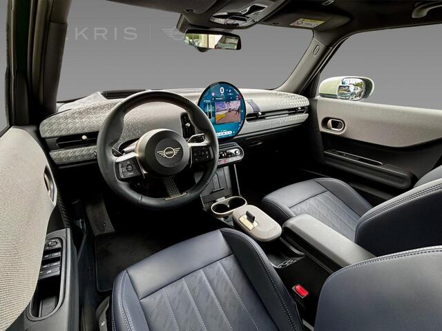 Mini COOPER 3-deurs C | Favoured Trim | 17" U-Spoke vibrant silver | MINI Head-Up Display | Alarmsysteem klasse 3 | Driving Assistant | Hemelbekleding Anthrazit