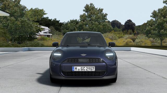Mini COOPER 5-deurs 1.5 C Classic 157 pk XS pakket | Stoelverwarming | Head-up display | Stuurwielverwarming |