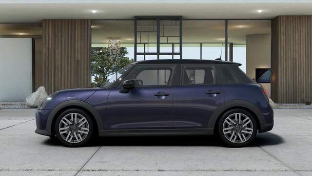 Mini COOPER 5-deurs 1.5 C Classic 157 pk XS pakket | Stoelverwarming | Head-up display | Stuurwielverwarming |