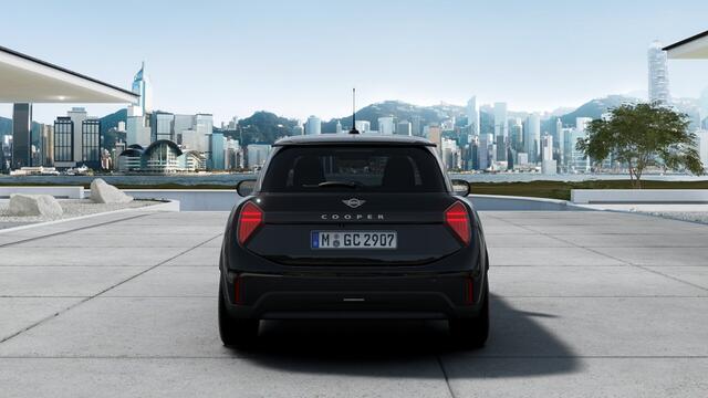 Mini COOPER 3-deurs 1.5 C Blackyard 157 pk | Head-Up Display | Stoelverwarming | Getint Glas | 17 inch |