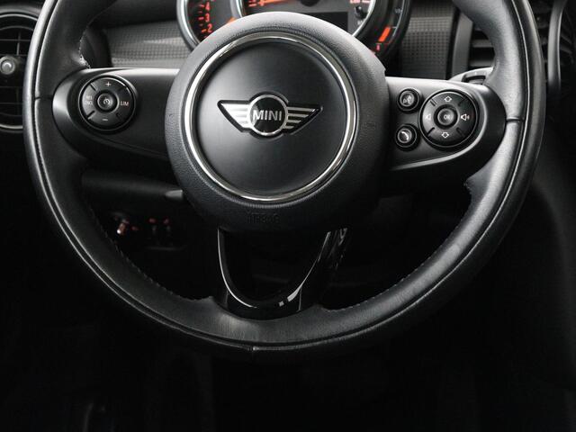 Mini COOPER 1.5 Cooper | Automaat | 87.100km NAP | Carplay | Navigatie | Cruise control | Bluetooth | Airco | Lichtmetalen velgen