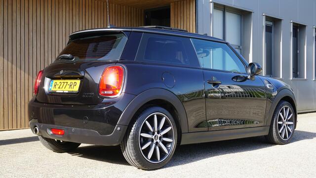Mini COOPER 1.5 136pk Chili 3Drs Pano.Dak *Black Optik* Sportstoelen LED *Union Jack* 17inch LM 79885km!