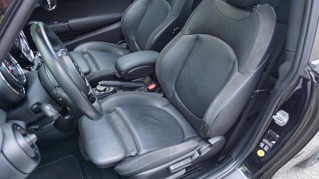 Mini COOPER 1.5 136pk Chili 3Drs Pano.Dak *Black Optik* Sportstoelen LED *Union Jack* 17inch LM 79885km!