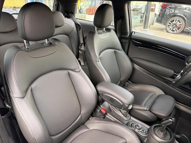 Mini COOPER 3-deurs Classic | Piano Black Exterior | Ant. Hemel | PDC |