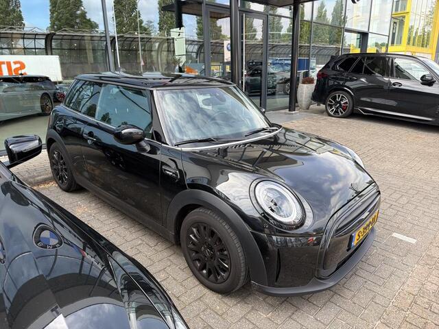 Mini COOPER 3-deurs Classic | Piano Black Exterior | Ant. Hemel | PDC |