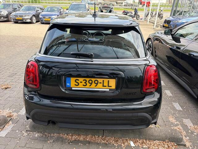 Mini COOPER 3-deurs Classic | Piano Black Exterior | Ant. Hemel | PDC |