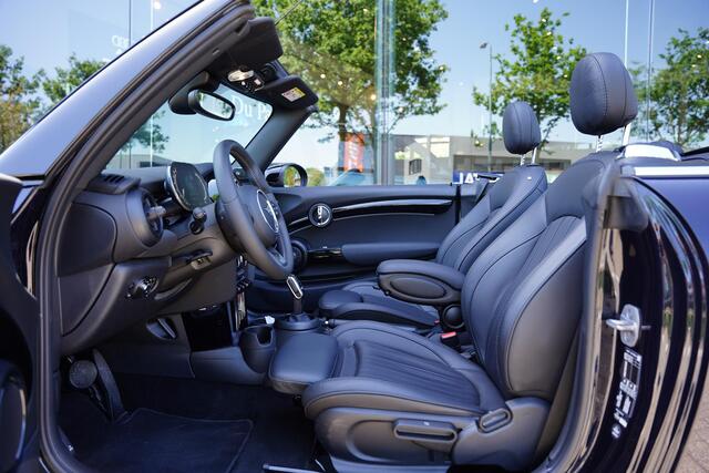 Mini COOPER Cabrio 1.5 / Harman Kardon / NL-Auto / 17 Inch