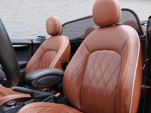 Mini COOPER Cabrio 1.5 CAMERA/ H&K AUDIO/ BRITISH RACING GREEN MET BRUIN LEDER!!