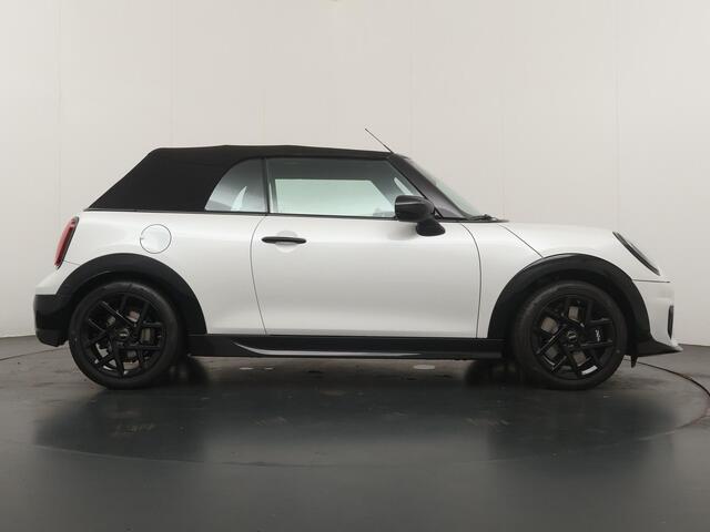 Mini COOPER Cabrio C JCW-trim | Pakket M | Harman Kardon | Stoel- stuurverwarming | Apple Carplay | Achteruitrijcamera