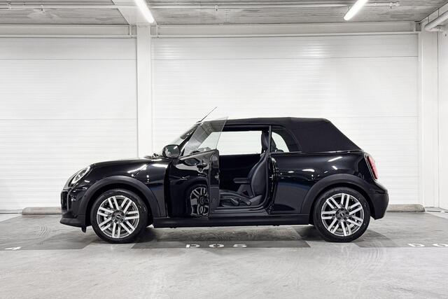 Mini COOPER Cabrio C Classic | Comfort Access | Stuurwielverwarming | Harman/Kardon | Driving Assistant |