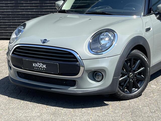 Mini COOPER Hatchback 3 deurs / Airconditioning / Elektrisch Pakket / DAB / 16 Inch / Chrome Line