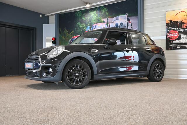 Mini COOPER 5-Deurs 1.5 Pepper Business