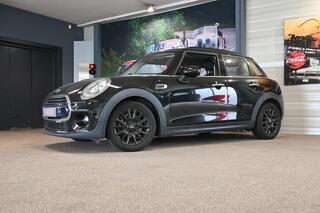 mini-cooper-5-deurs-1.5-pepper-busi
