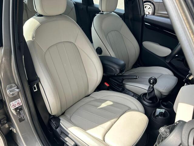 Mini COOPER 1.5 CHILI SERIOUS BUSINESS I DEALER ONDERHOUDEN I 5-DEURS I LEDEREN BEKLEDING