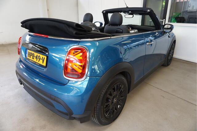 Mini COOPER Cabrio 1.5 Resolute Edition. Navi Leder Camera Stoel+Stuur verwarming