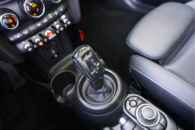 Mini COOPER Cabrio 1.5 Resolute Edition. Navi Leder Camera Stoel+Stuur verwarming