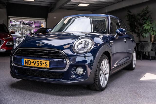 Mini COOPER 5-Deurs 1.5 Chili Business