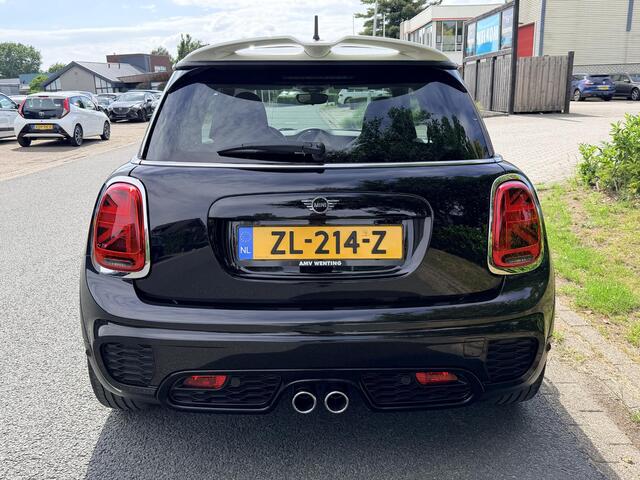 Mini COOPER 1.5 AUT 136PK JCWoSchaalstoelenoPano