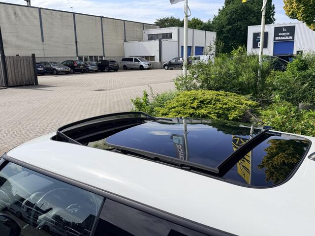 Mini COOPER 1.5 AUT 136PK JCWoSchaalstoelenoPano