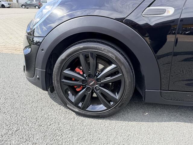 Mini COOPER 1.5 AUT 136PK JCWoSchaalstoelenoPano