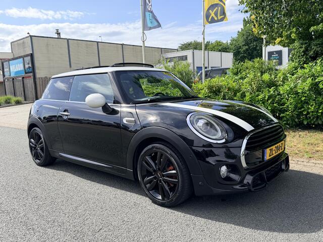 Mini COOPER 1.5 AUT 136PK JCWoSchaalstoelenoPano