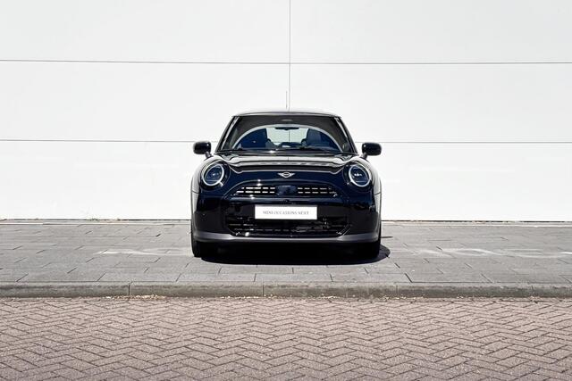 Mini COOPER 3-deurs 1.5 C Classic L | 17 Inch U-Spoke grey