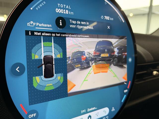 Mini COOPER 3-Deurs 1.5 C John Cooper Works | Achteruitrijcamera | Apple Carplay | Sportstoelen