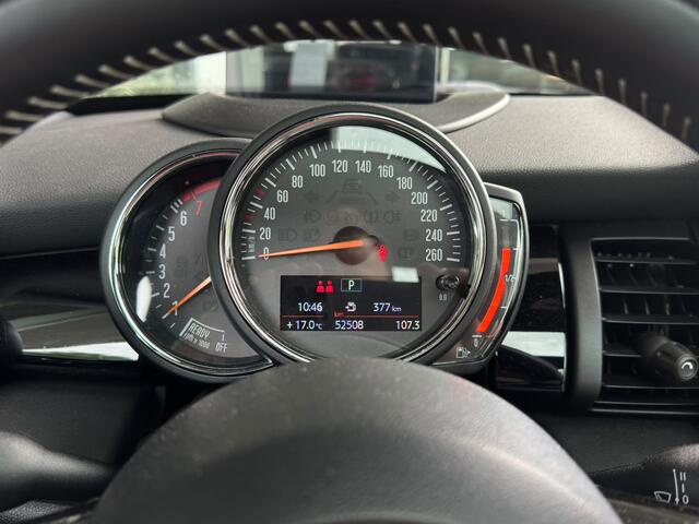 Mini COOPER 3-Deurs 1.5 60 Years Edition Pano / H&K Audio / Leer / Head-up / LED / Clima / Cruise