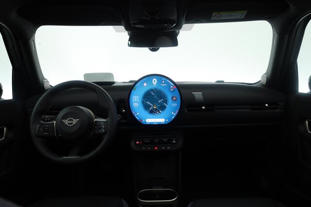 Mini COOPER 5-Deurs 1.5 C - Pakket L | Rijklaar! | S/K-Dak | HUD | Harman/Kardon | Cruise | Camera+PDC | Keyless | Stuur- +Stoelverw. | Nav+App.connect | Dodehoek | ACC | LED | 17''