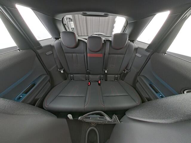 Mini COOPER 5-Deurs 1.5 C John Cooper Works XL