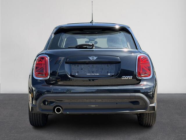 Mini COOPER 5-Deurs 1.5 MINI Yours | Pano | Leer | Stoelverw. | HUD | Navi | LED | Camera ( Vestiging - Nieuwegein )
