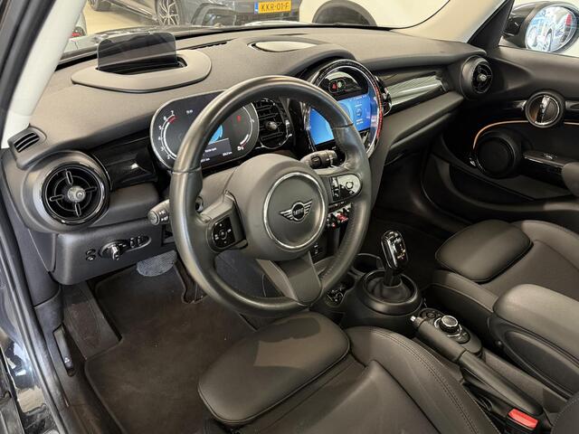 Mini COOPER 5-Deurs 1.5 MINI Yours | Pano | Leer | Stoelverw. | HUD | Navi | LED | Camera ( Vestiging - Nieuwegein )