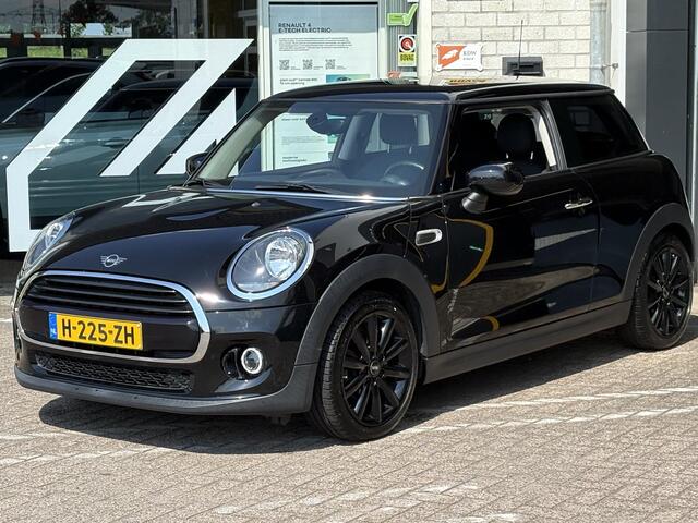 Mini COOPER 3-Deurs 1.5 | NAP | Navigatie | Cruise Control | Airco | BT-Telefoonfunctie |