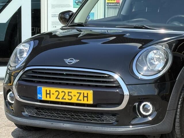 Mini COOPER 3-Deurs 1.5 | NAP | Navigatie | Cruise Control | Airco | BT-Telefoonfunctie |