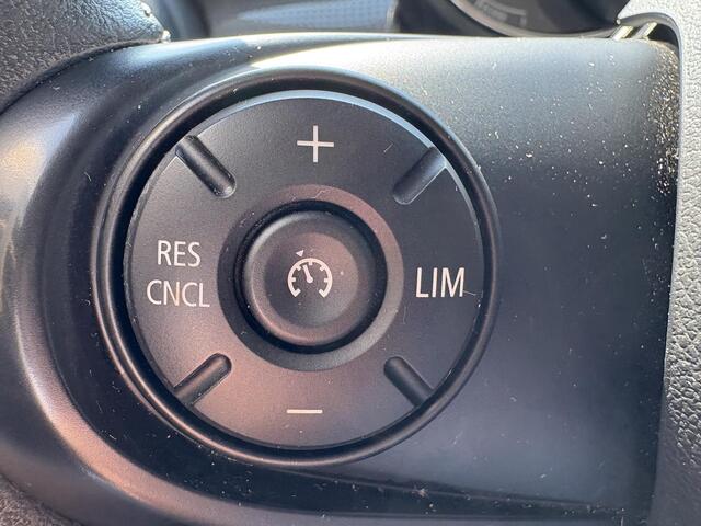 Mini COOPER 3-Deurs 1.5 | NAP | Navigatie | Cruise Control | Airco | BT-Telefoonfunctie |