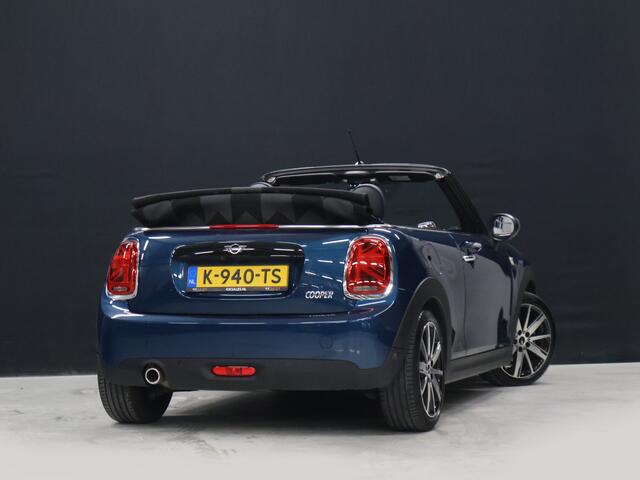 Mini COOPER Cabrio 1.5 Sidewalk Edition [APPLE CARPLAY, HARMAN KARDON, STOELVERWARMING, HEAD UP, DIGITAL DASH, CAMERA, CRUISE CONTROL, PDC V+A, NAVIGATIE, NIEUWSTAAT]