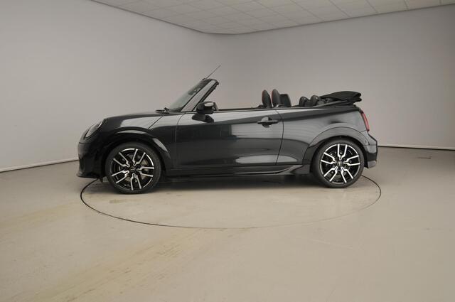 Mini COOPER Cabrio 2.0 C John Cooper Works XL Stuurwielrand verwarmd | Comfort Access | Harman Kardon | Head-Up | Driving Assistant Plus