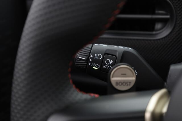 Mini COOPER 3-Deurs 1.5 C John Cooper Works | Pano | HUD | 360cam + PDC | Harman Kardon | 18'' LMV | Cruise | Stoel- Stuurverw. | NAV + Carplay |