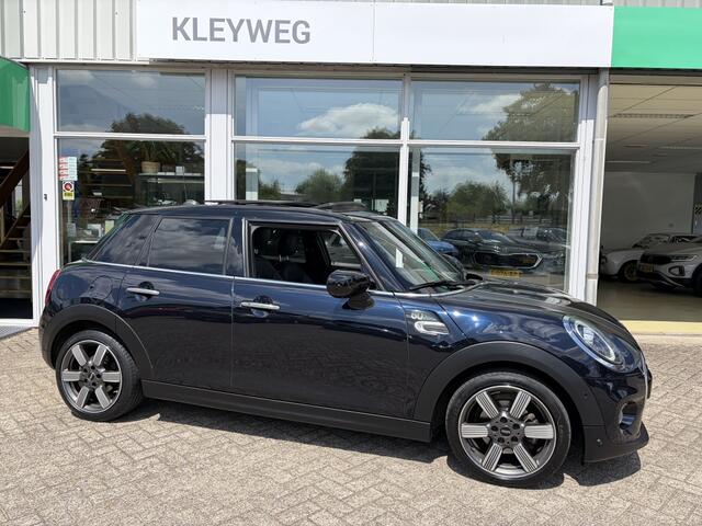 Mini COOPER 5-Deurs 1.5 60 Yr Ed. Aut, Nav, Pano, Caplay, Leder