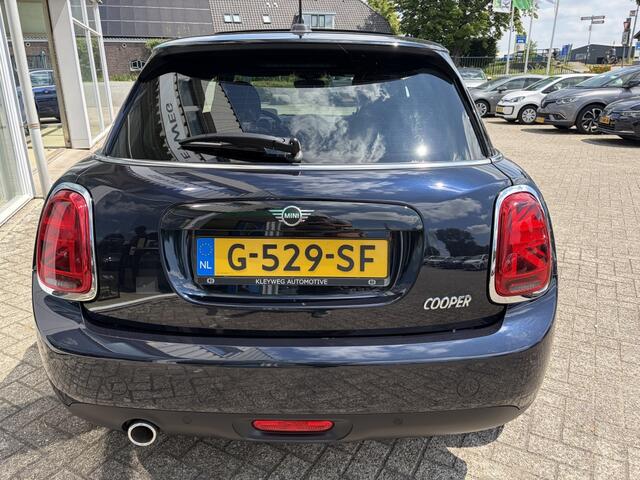 Mini COOPER 5-Deurs 1.5 60 Yr Ed. Aut, Nav, Pano, Caplay, Leder