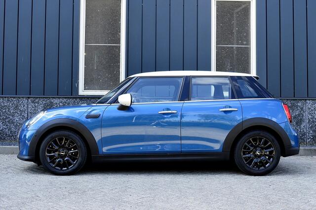 Mini COOPER 5-Deurs 1.5 Business Edition Rijklaarprijs-Garantie Sport Interieur Navigatie Apple carplay Led Camera