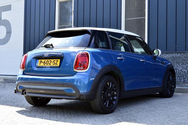 Mini COOPER 5-Deurs 1.5 Business Edition Rijklaarprijs-Garantie Sport Interieur Navigatie Apple carplay Led Camera