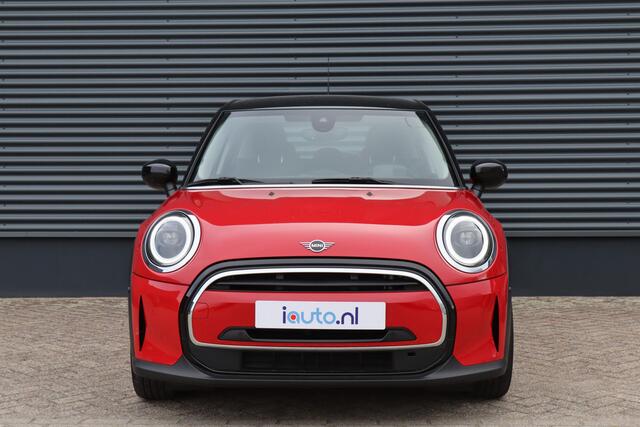 Mini COOPER 5-Deurs 1.5 Premium Plus Pano/Leder/LED/Keyless/Camera/Head-up/CarPlay