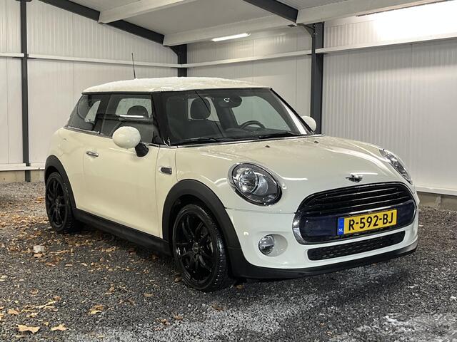 Mini COOPER 3-Deurs 1.5 Pepper Serious Business 136PK 4-2017 2e EIG *78.447 KM*!! NW APK !!