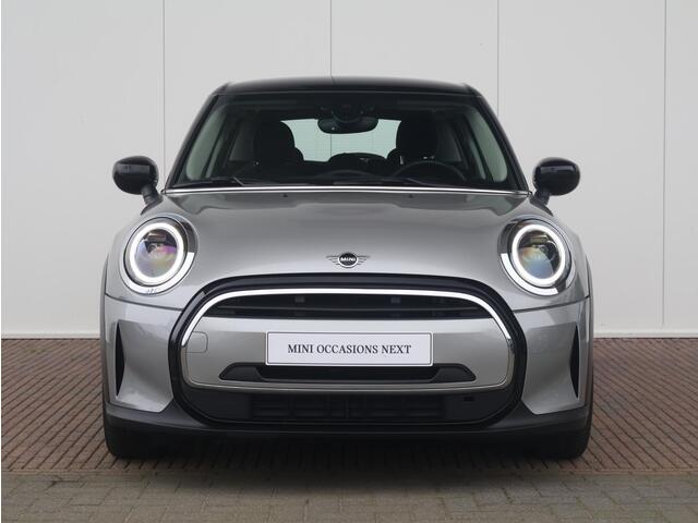 Mini COOPER 5-Deurs 1.5 Camden Edition Cruise Control/ LED-koplampen/ Navigatie /
