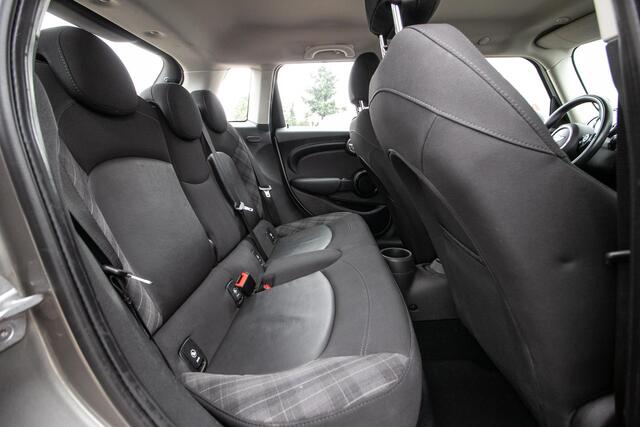 Mini COOPER 5-Deurs 1.5 Business - Navi | Leder | Stoelverw.