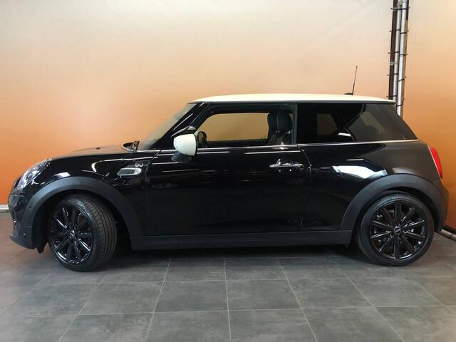 Mini COOPER 3-Deurs 1.5 60 Years Edition NL auto sportstoelen | leer | navi | led | harman kardon | pano dak | head up | dealer onderhouden