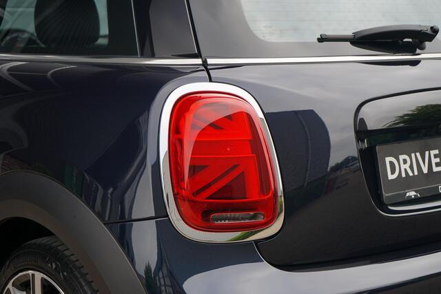 Mini COOPER 1.5 Classic