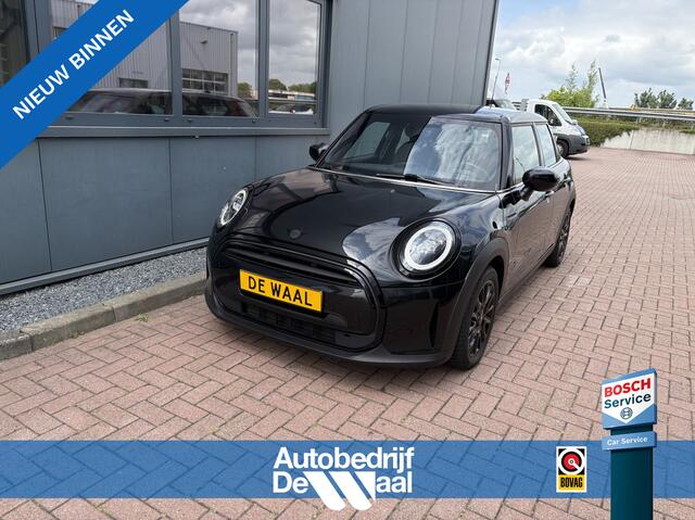 Mini COOPER 5-Deurs 1.5 Automaat 136pk 5-drs. LEDER/NAVI/CARPLAY/CLIMA/PDC/LED